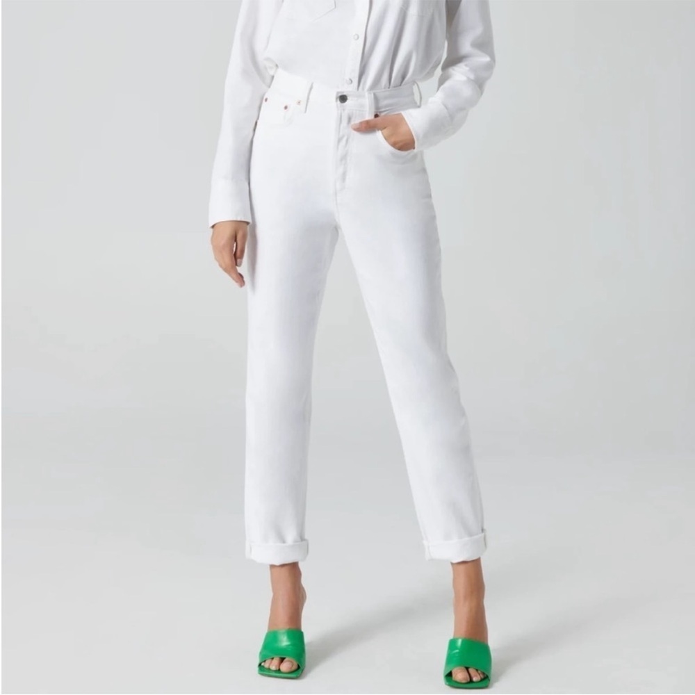 Aritzia Denim Forum BF Boyfriend High Rise Loose Jeans White